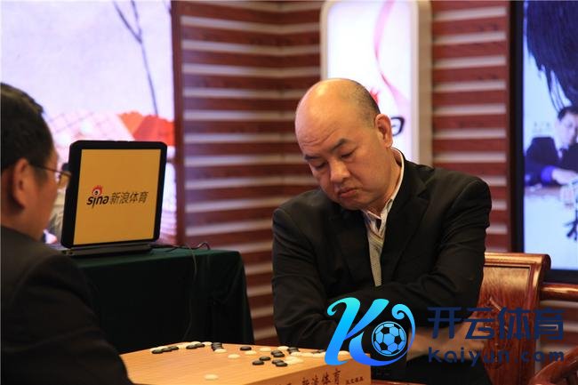 胡东海参预了首季《商界棋王》节目次制