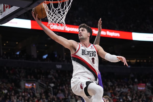 阿夫迪亚首发出战26分54秒体育赛事直播